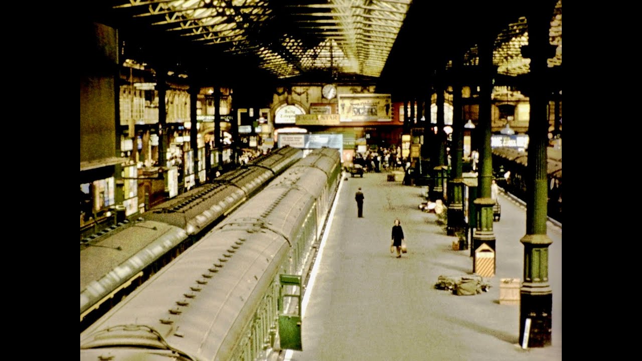 Victoria Station, London - 1960s Original 16mm Film