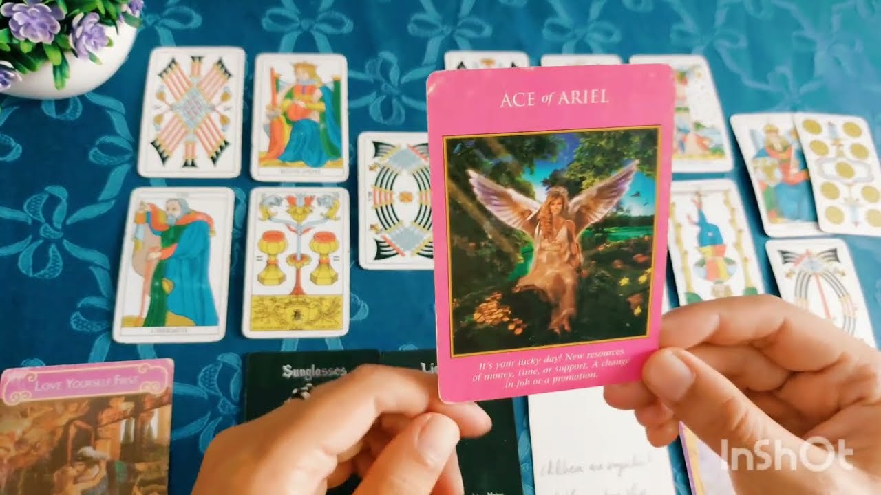 تاروت برج الأسد الحبيب شايفك شخص جميل لا تقارن بأحد 🤩