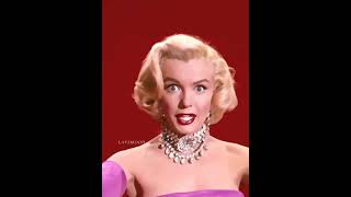 Marilyn Monroe pink Dress 