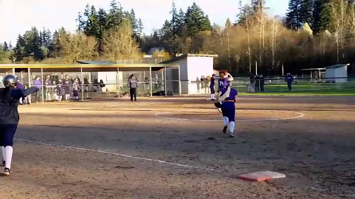 Nicole Christensens game-winning hit for Skyview