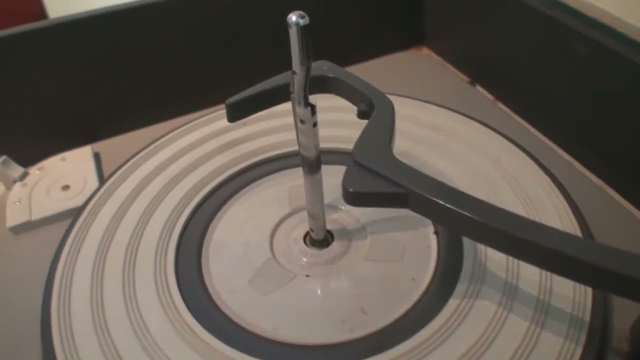 Vid 1 The Dirty Dansette Bermuda