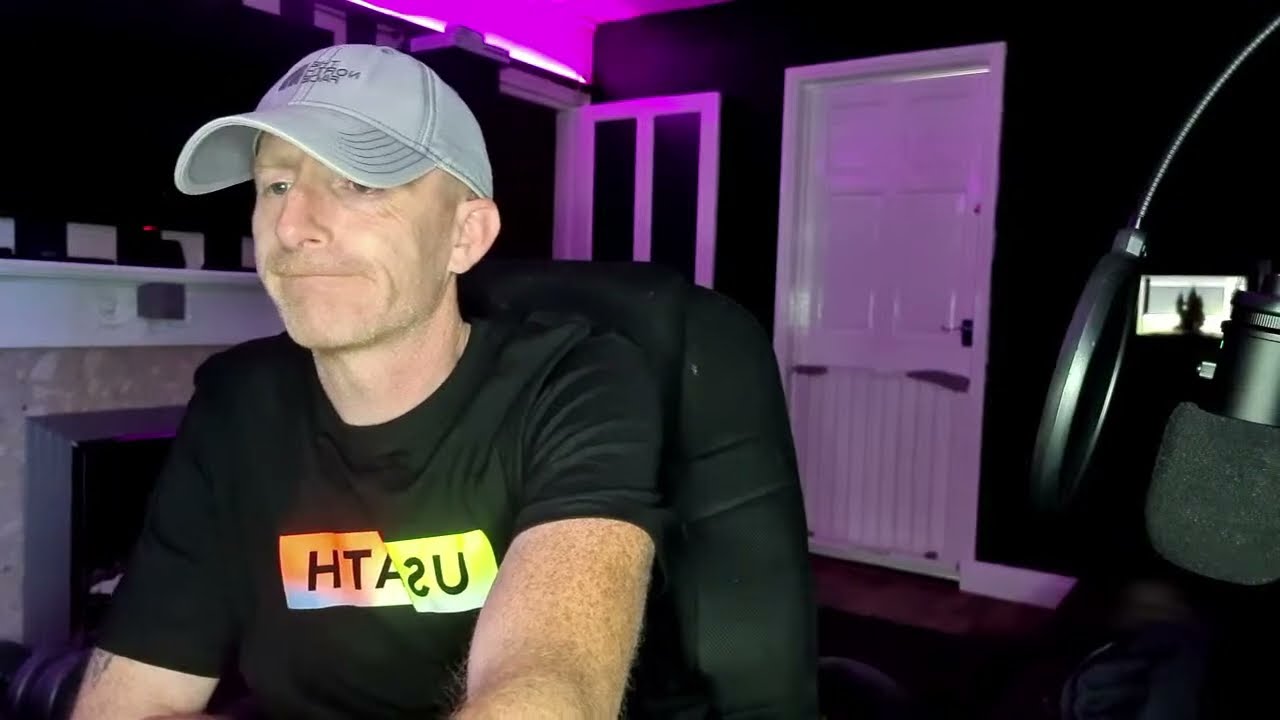 I fell asleep during my 1st live stream waiting for views!