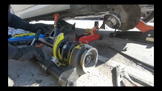 How to replace Front Shock Absorber/Strut on a BMW E91, E90, E92