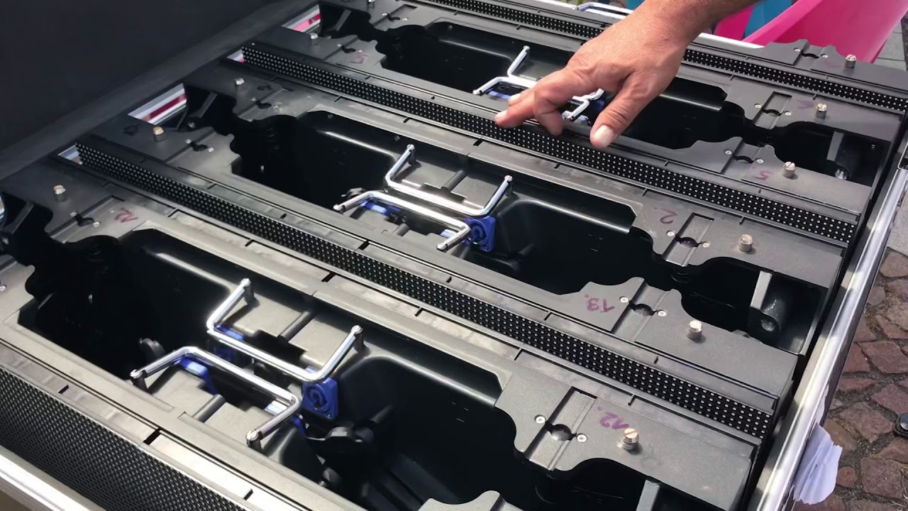 Ledfal, videófal, rental rendszerű led kijelző telepítése és beüzemelése - Ledtrio