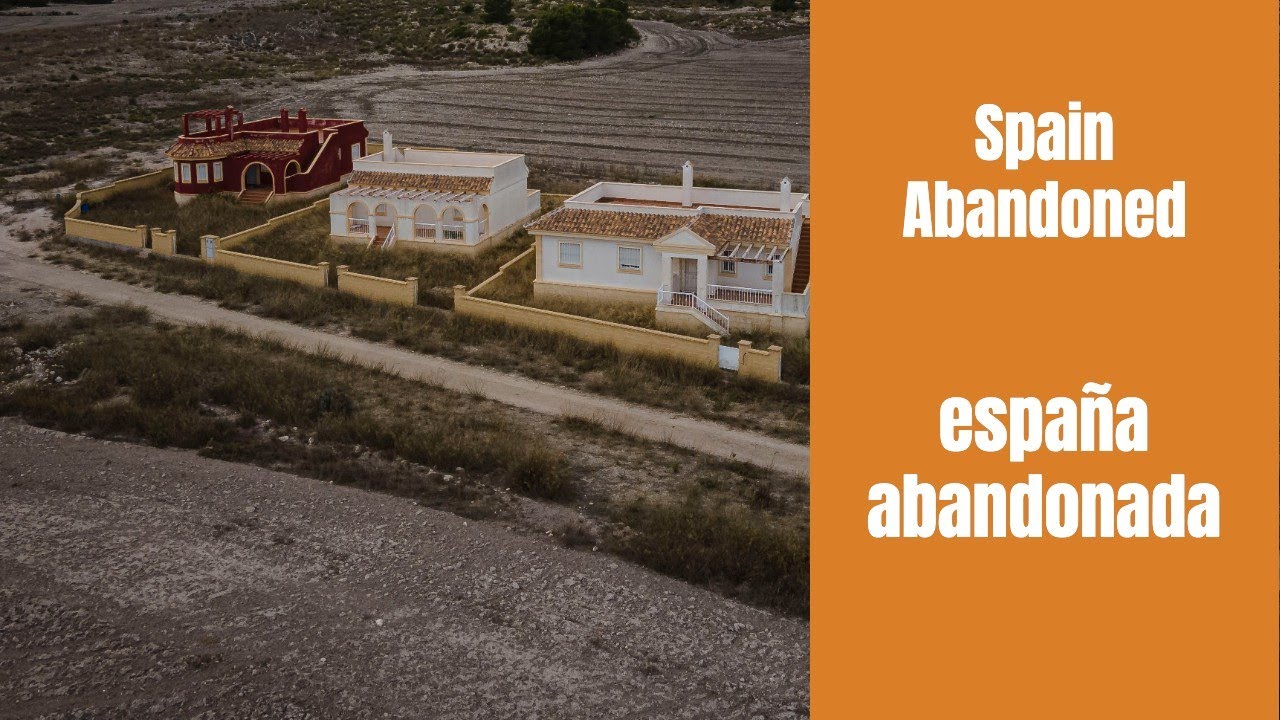 Abandoned Spain | 3 Villas | In the Middle of No Where | 
