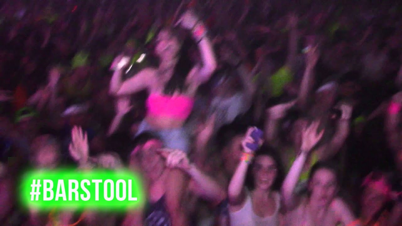 Barstool Blackout Tour Marist "Banner Night" YouTube