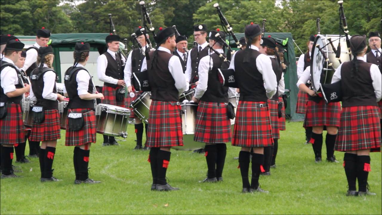 North Berwick 2016 Rob Roy Pipe Band YouTube
