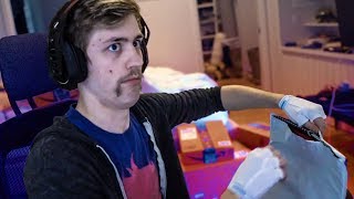 Live insects in the P.O box - Mail Time #13