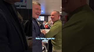 Ricky Hatton always loved meeting the people. A face off with an audience member and a cheeky kiss🩵
