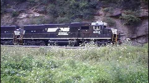 NS Westbound Helper Set on Horseshoe Curve.