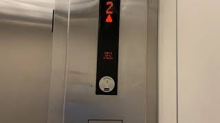 Kone KSS 500 EcoDisc traction elevator @ Macy’s (Lakesode Shopping Center)