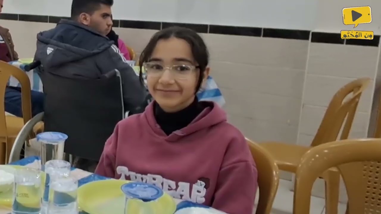 إفطار يجمعنا.. لحظات فرح تجمع ذوي الاحتياجات الخاصة في مخيم عسكر الجديد