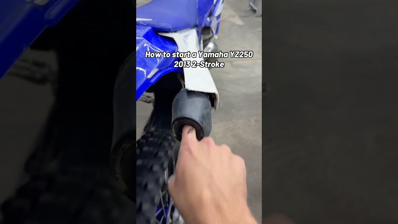 How to start a 2013 YZ250 without electric start! ⚡️💨 Just a finger in the exhaust!