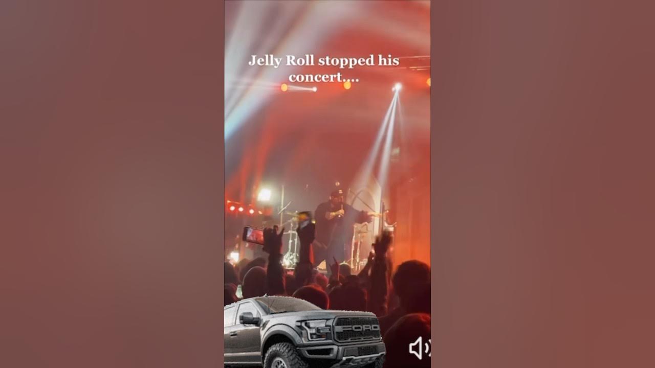 Jelly Roll STOPS show πβ #shorts #jellyroll #countrymusic Jelly Roll STOPS show πβ #shorts #jellyroll #countrymusic