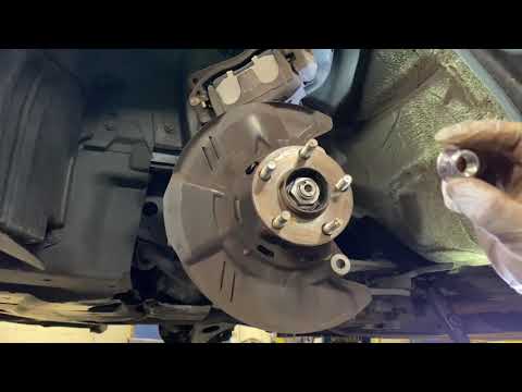 How to Replace a Wheel Stud on Subaru’s