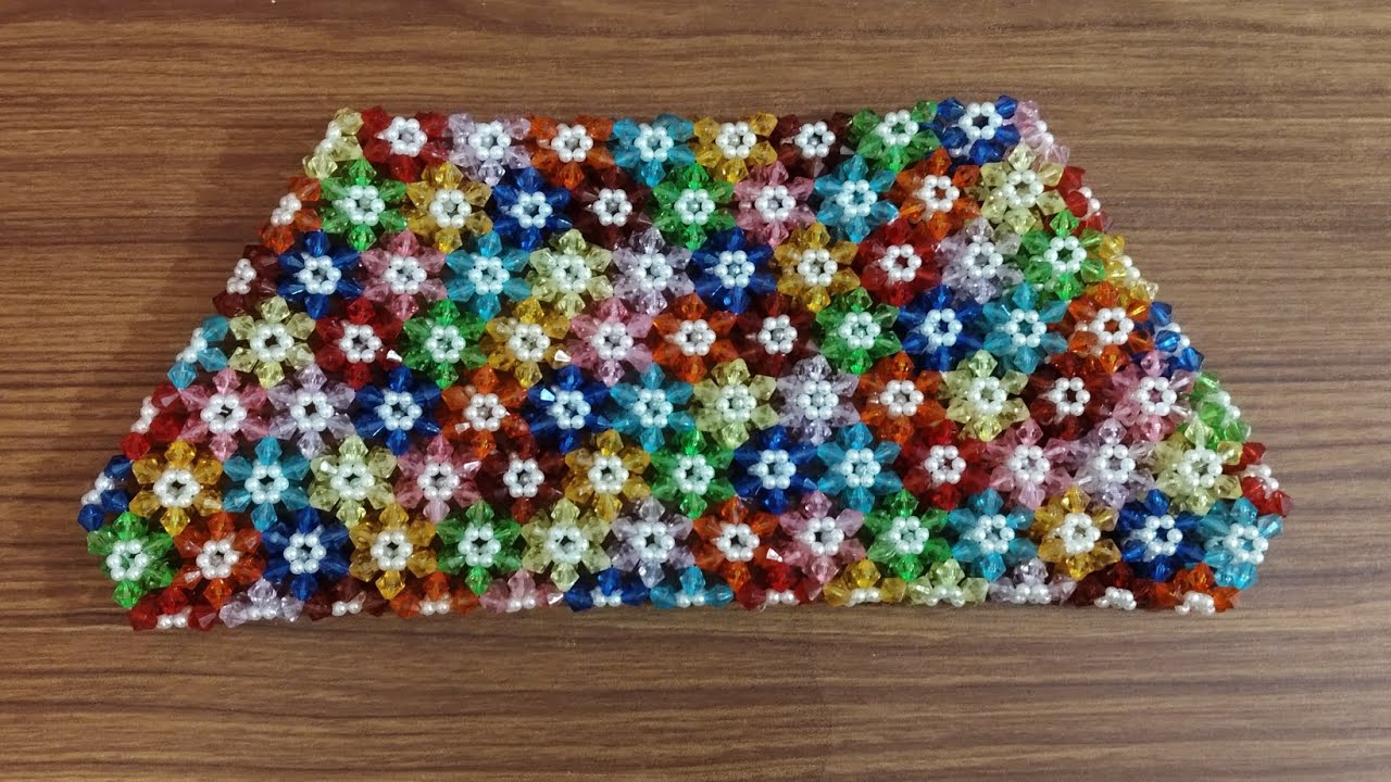 Diamond beads purse.