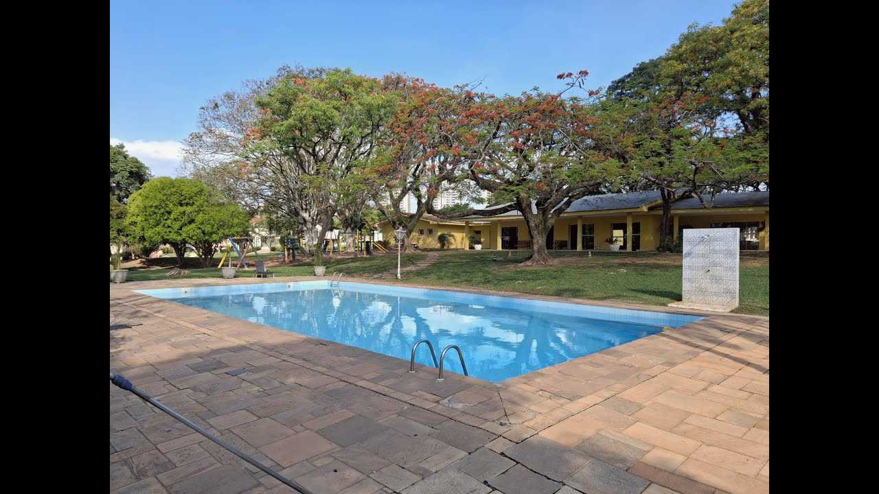 Área de Lazer do Cond. Terras de  Monte Serrat - Salto - SP