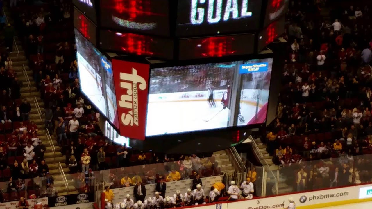 Tobias Rieder EN goal vs Nashville 1-9-16