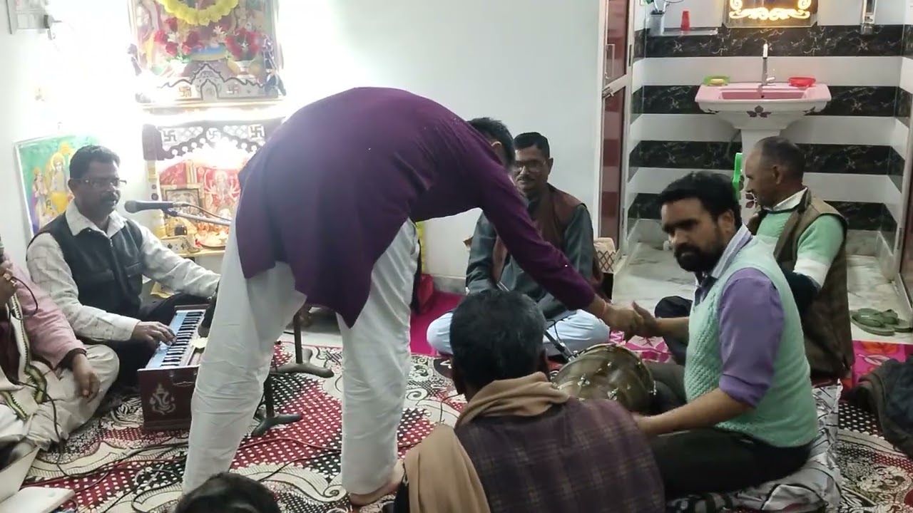 Tumhari Yaad Aati Hai Batao Kya Kre Mohan || BHAJAN YUG