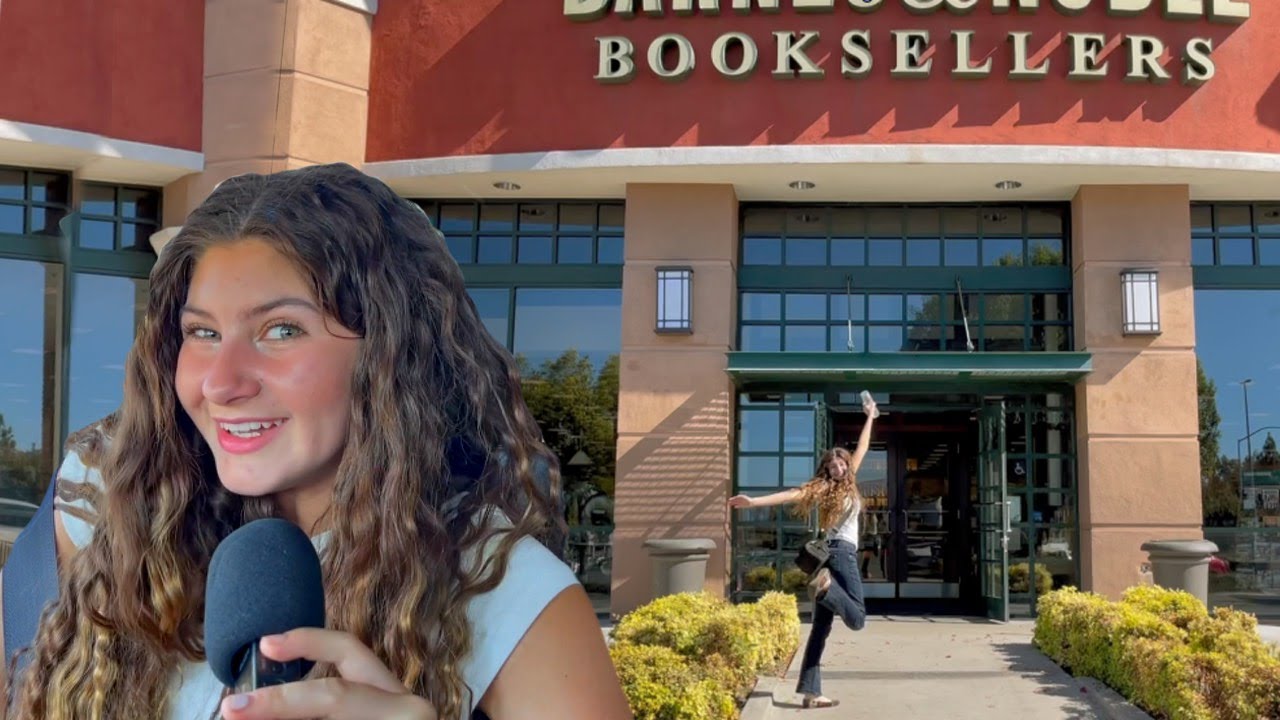 Barnes & Noble bookstore tour! (Middle Grade)