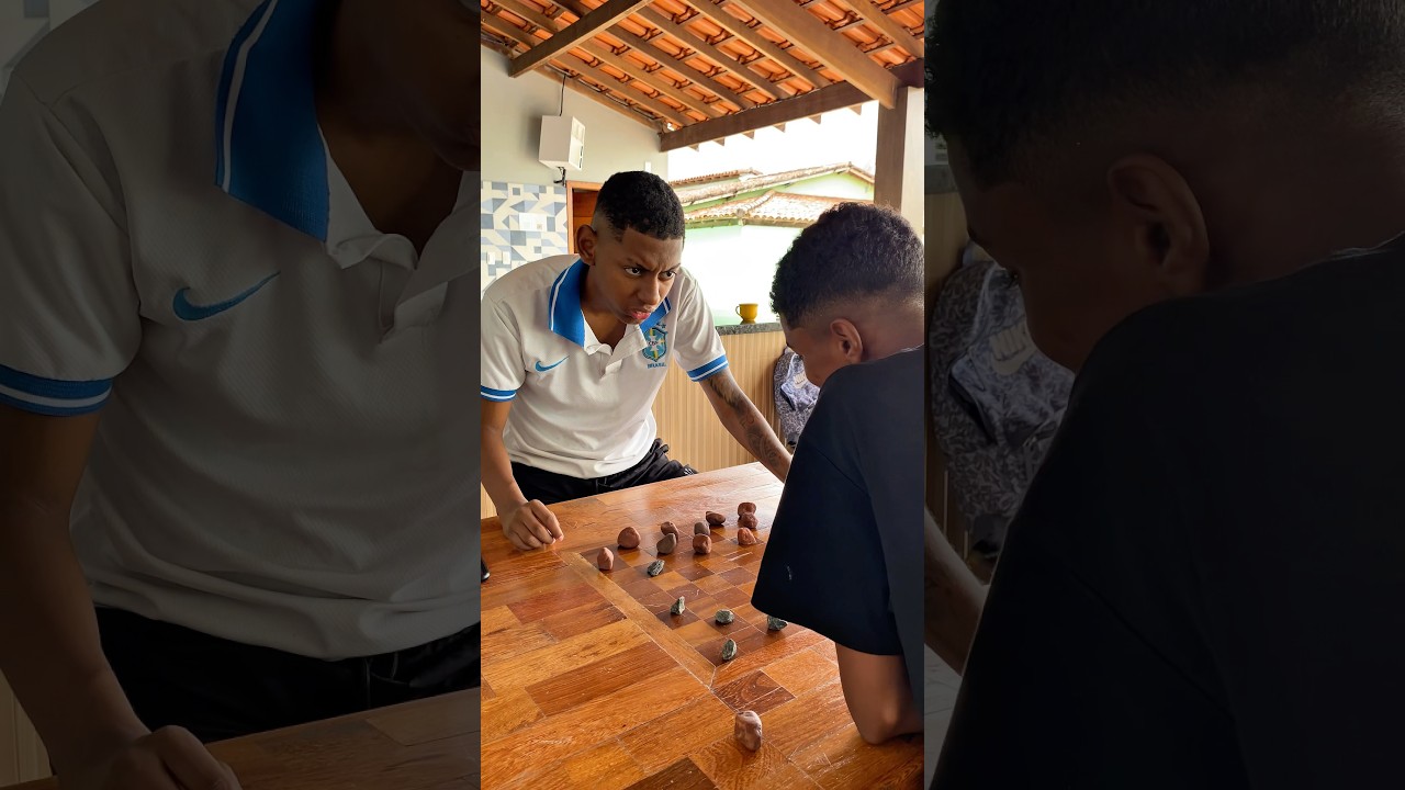 Finin e Pancada jogando dama