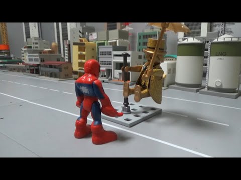 Spiderman Super <strong>Heroes</strong>, beaten by the golden <strong>man</strong> toys play 스파이더맨 슈퍼히어로, 황금 남자에게 당하다 장난감 놀이