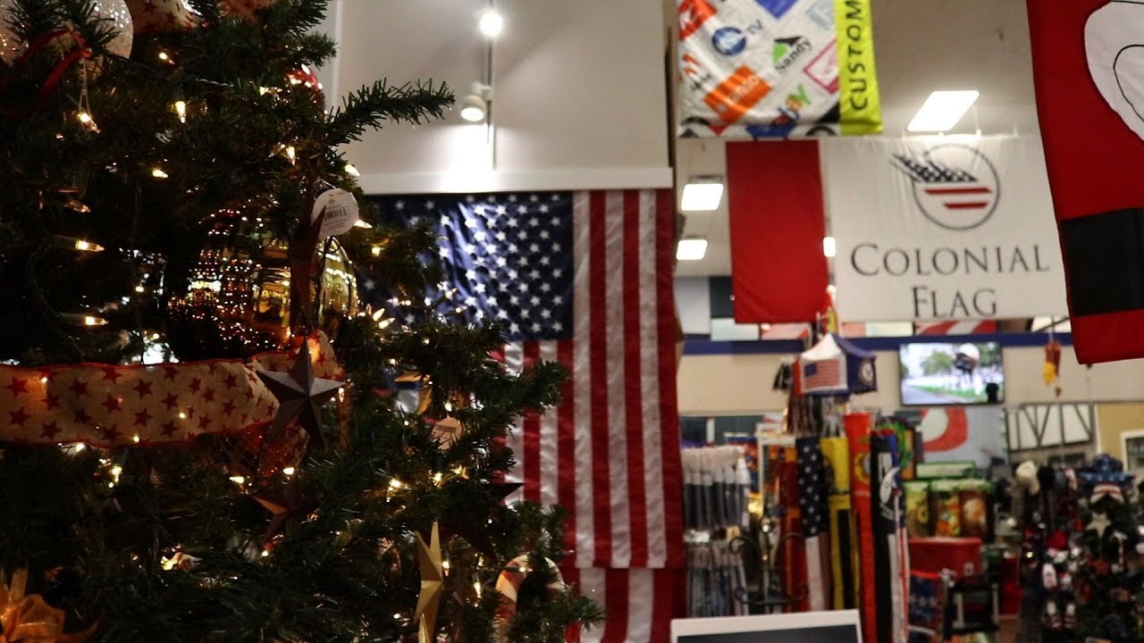 What's Inside Colonial Flag for the Holidays?