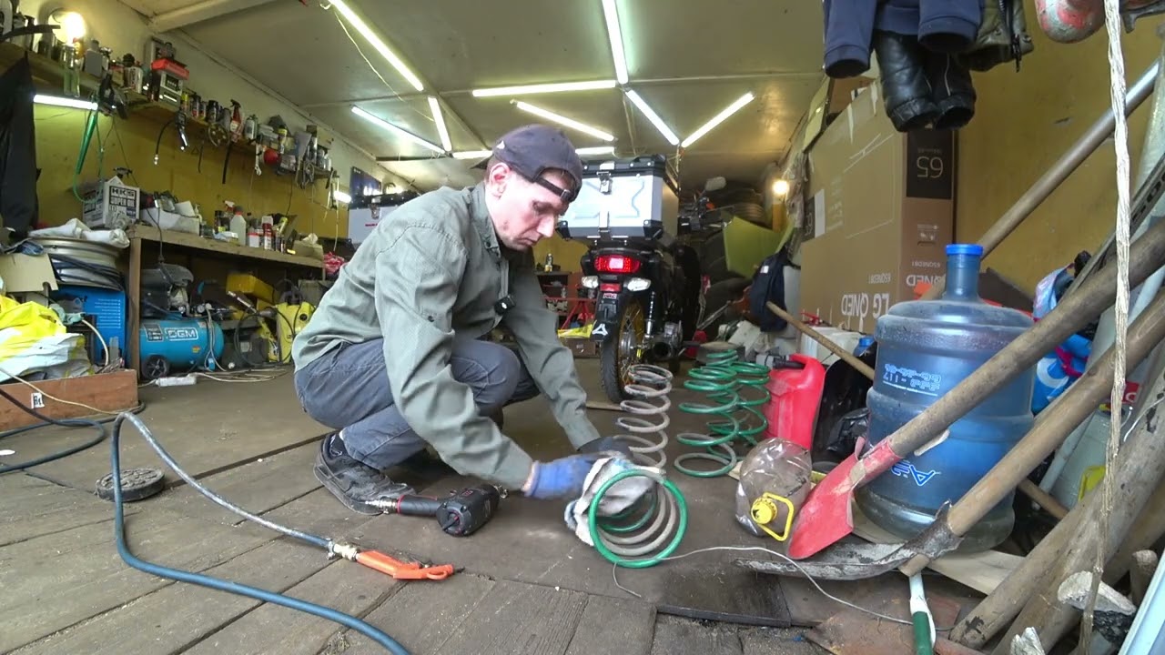 TOYOTA CAMRY SV 43 ЗАМЕНА ЗАДНИХ ПРУЖИН RS-R на TEIN, ремонт КАМЕРЫ ЗАДНЕГО ВИДА