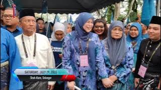 PN’s candidate for Batu Tiga Rina Harun arrives at nomination centre