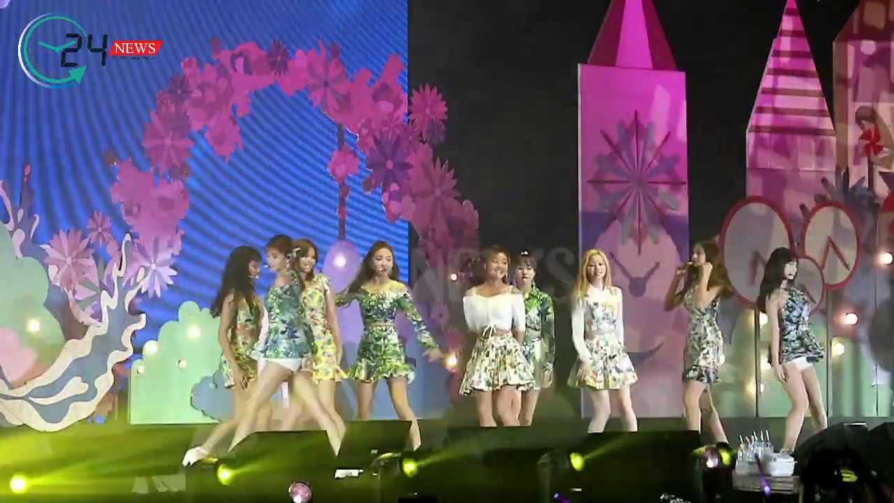 180818 TWICE 2ND TOUR 'TWICELAND ZONE 2 : Fantasy Park' IN BANGKOK