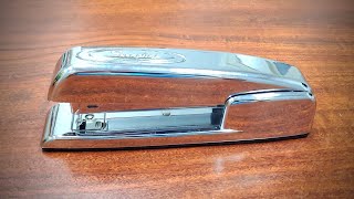 Swingline Stapler 747 Iconic Desktop Stapler  - Chrome