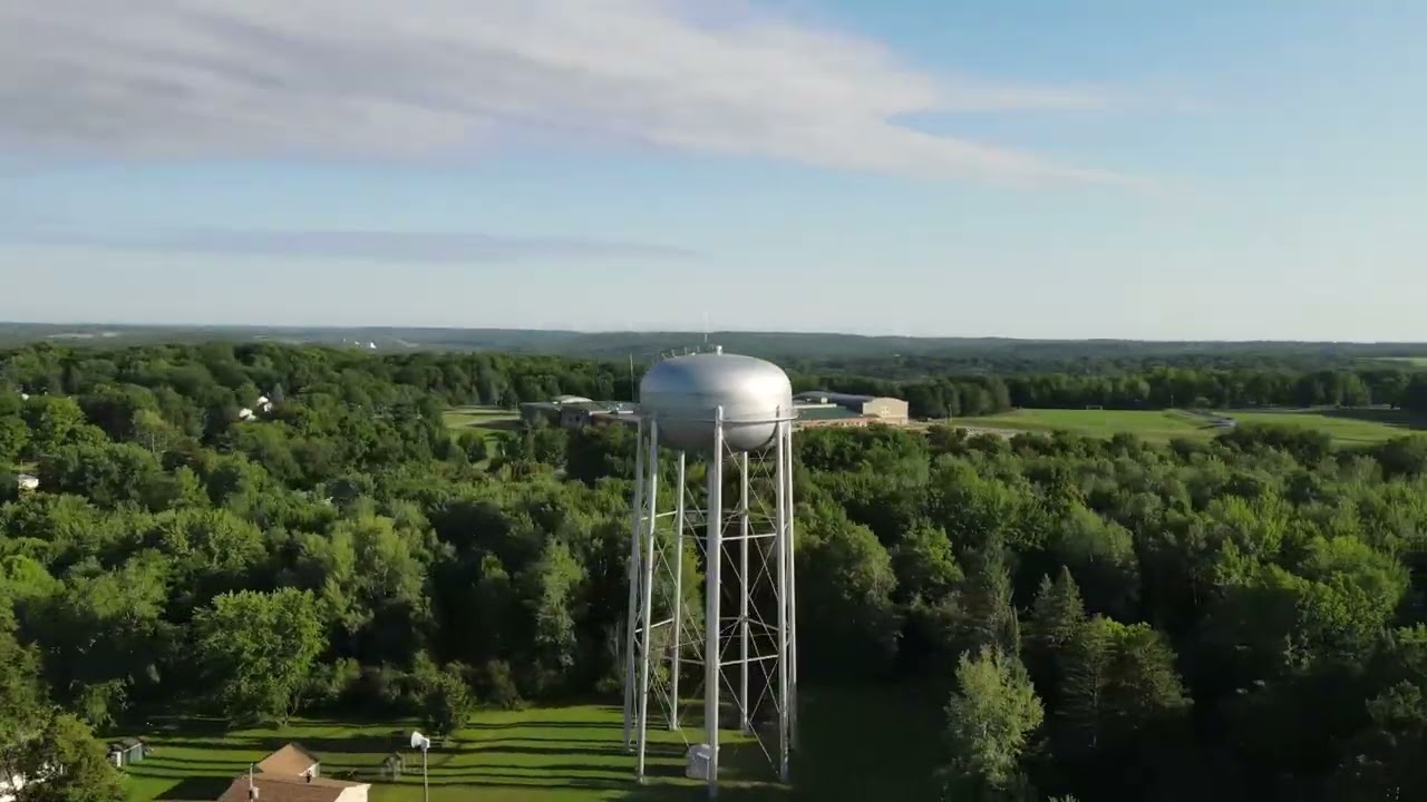 Wausau Wisconsin Horace Mann Middle School Water Tower Quick clip