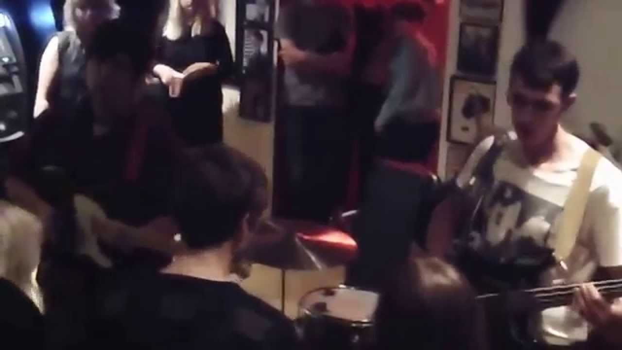 GRETCHEN + TELSTAR DRUGS @ TUBBY DOG