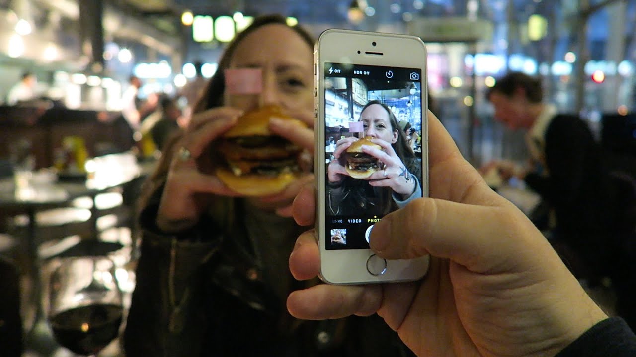 Visit London's St Giles area + Dinner & Drinks @ Byron Burger