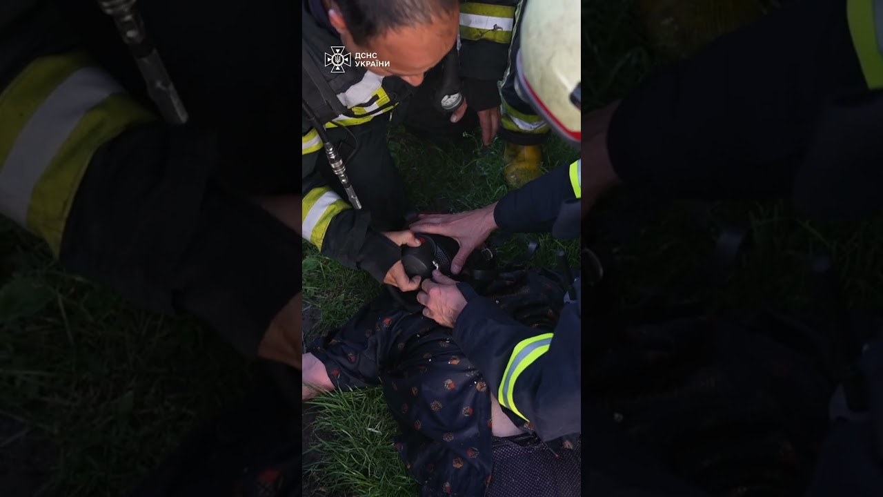 Незламні, мужні титани. Вони завжди там, де небезпека  