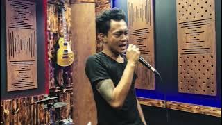 Beggin ( cover ) tes dikit