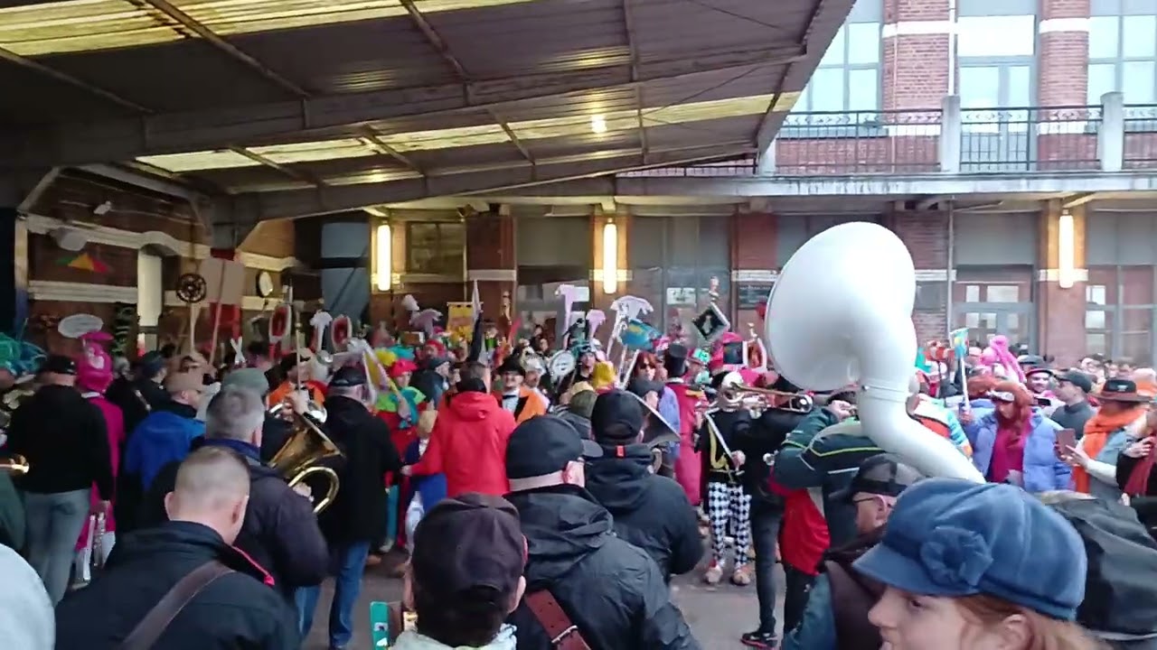 BINCHE 🇧🇪 Première soumonce en musique 2026 (29)