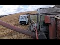 Зерноуборочный комбайн Енисей-1200 1 на уборке пшеницы.