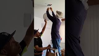 how to test current without multimeter?  #comedian #memes