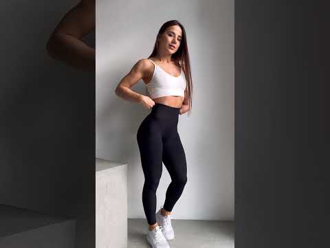 Спортивні жіночі легінси лосини безшовні Easy (чорні) однотонні з ефектом Push Up для спорту, йоги, бігу, танців, видео 1