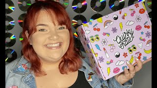 Quirky Crate OCTOBER 2020 Unboxing | THE BEST SUBSCRIPTION BOX IN THE ENTIRE WORLD!