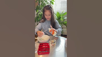Emma and Elmer’s Magic Liquid Slime!