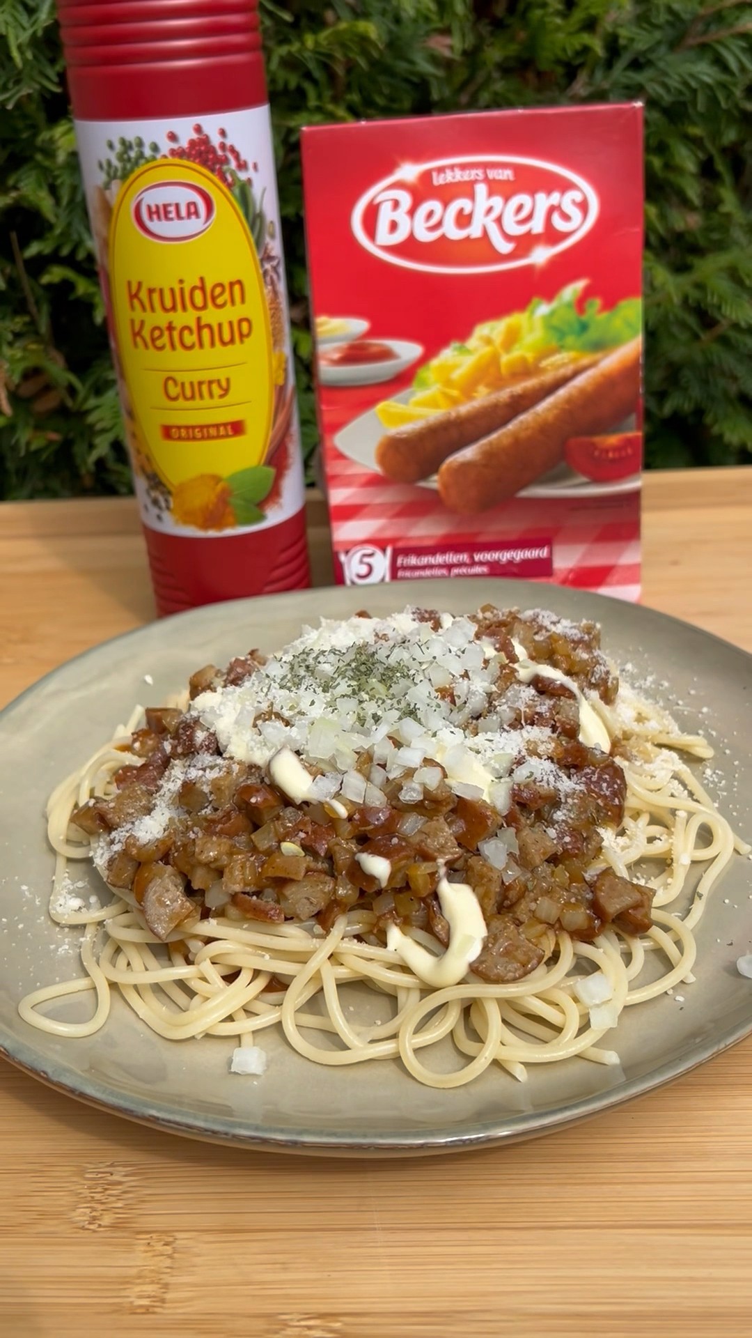 Frikandelli Bolognese😍🇮🇹🇳🇱 #frikadellen #pasta #dutch #italianfood # ...
