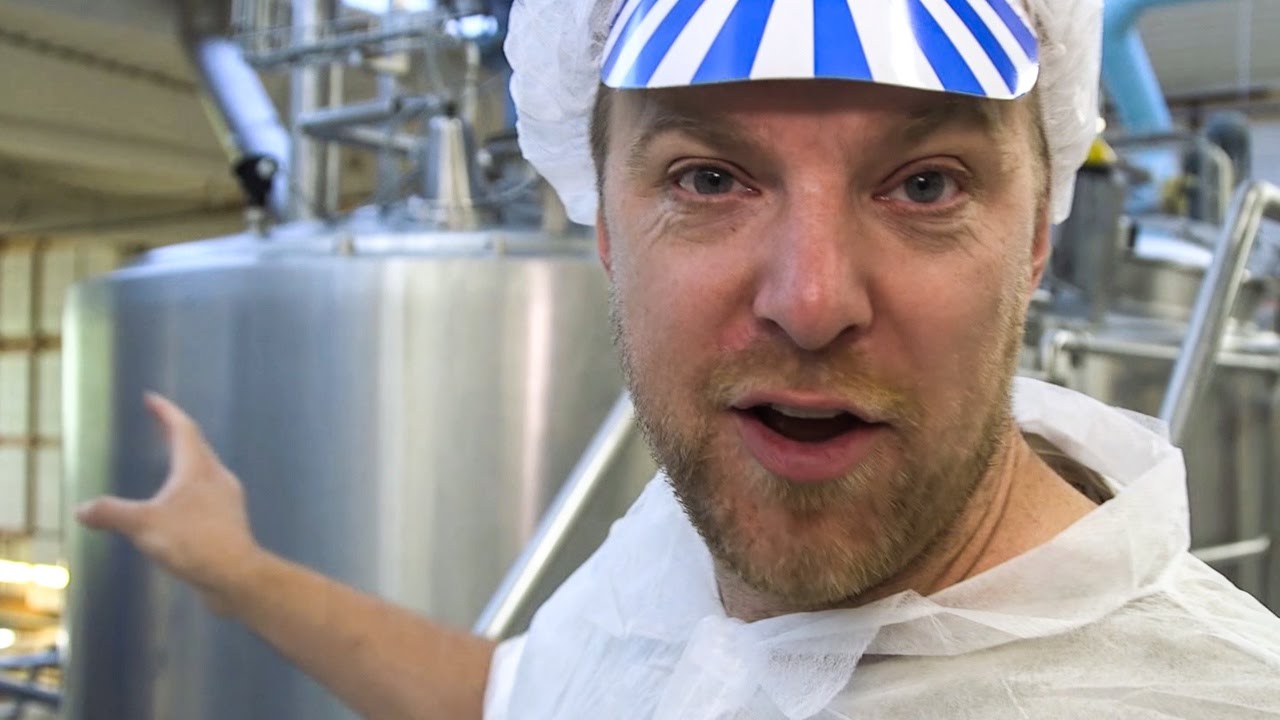 Så gör man ost - på besök i ostfabriken