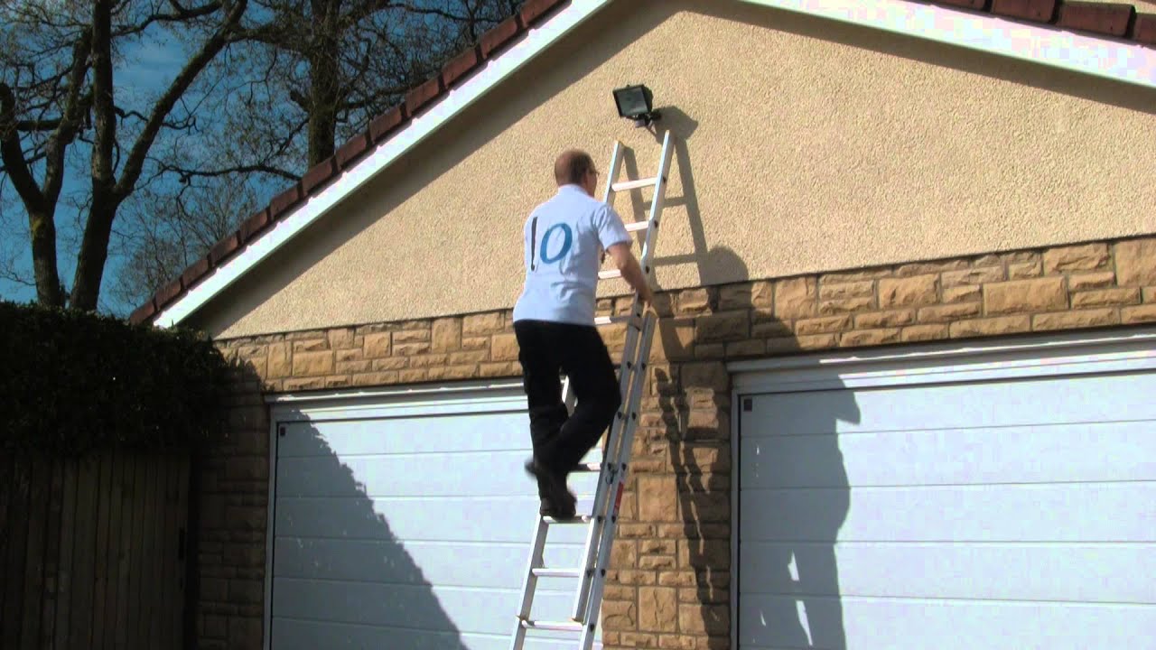 32ft Type Ii Aluminum Two-Section Extension Ladder D1232-2