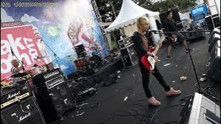 Download lagu COVER BY WE gen1 PERFORM AT JACKCLOTH 2017