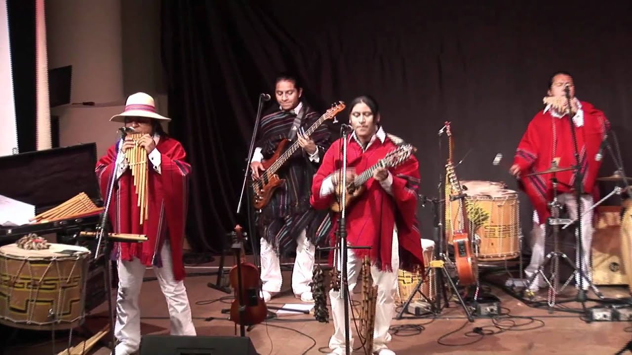 가우사이 KAWSAY La Bocina