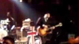 Pete Doherty - Cant Stand Me Now(Live @ Birmingham 09)