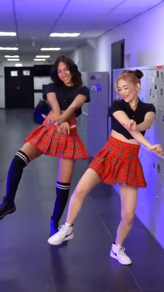 Dance ? / XO TEAM TikTok #shorts #tiktok