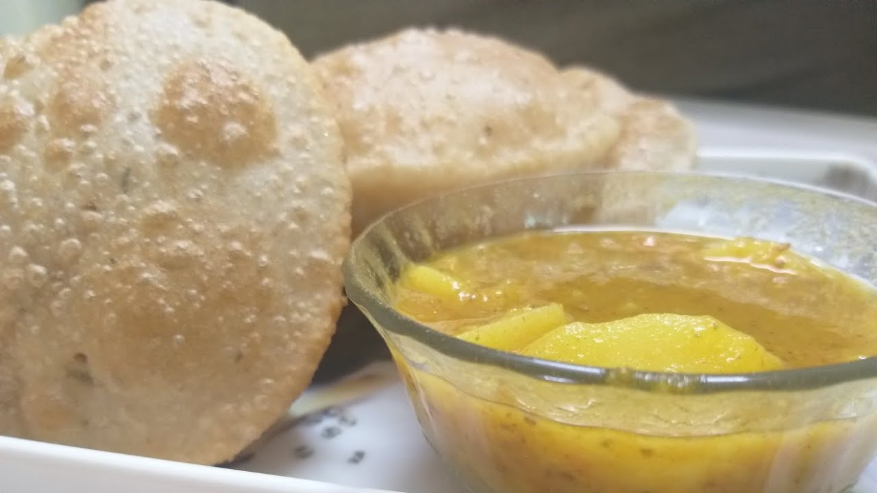 आगरा-मथुरा की प्रसिद्ध बेड़मी पूरी और आलू की सब्जी हलवाई स्टाइल में बनाये घर पर| Breakfast Recipe | Food Kitchen Lab